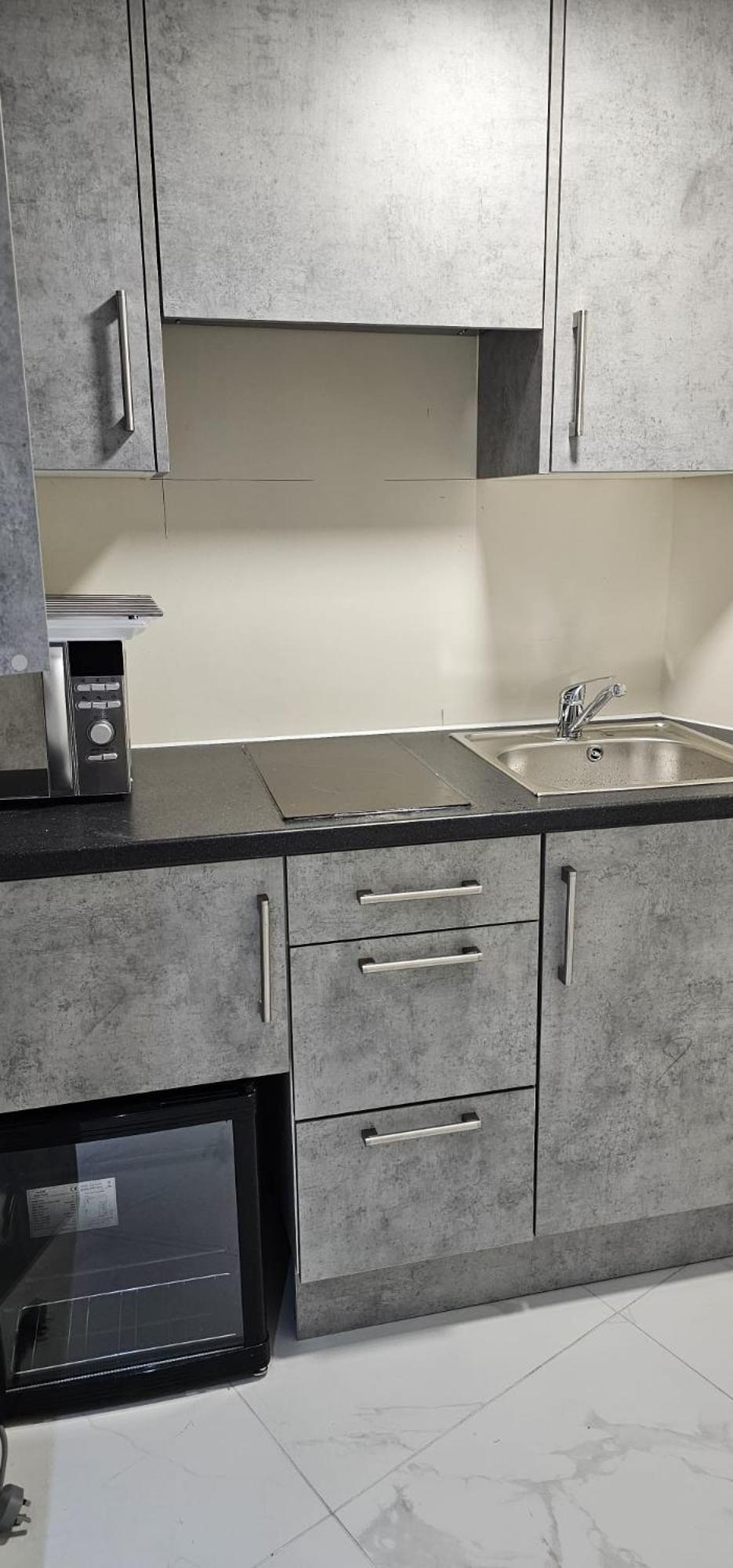 Cozy Studio Near To Tube Station Redbridge Екстериор снимка