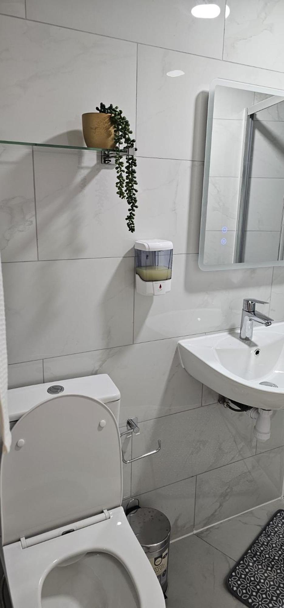 Cozy Studio Near To Tube Station Redbridge Екстериор снимка