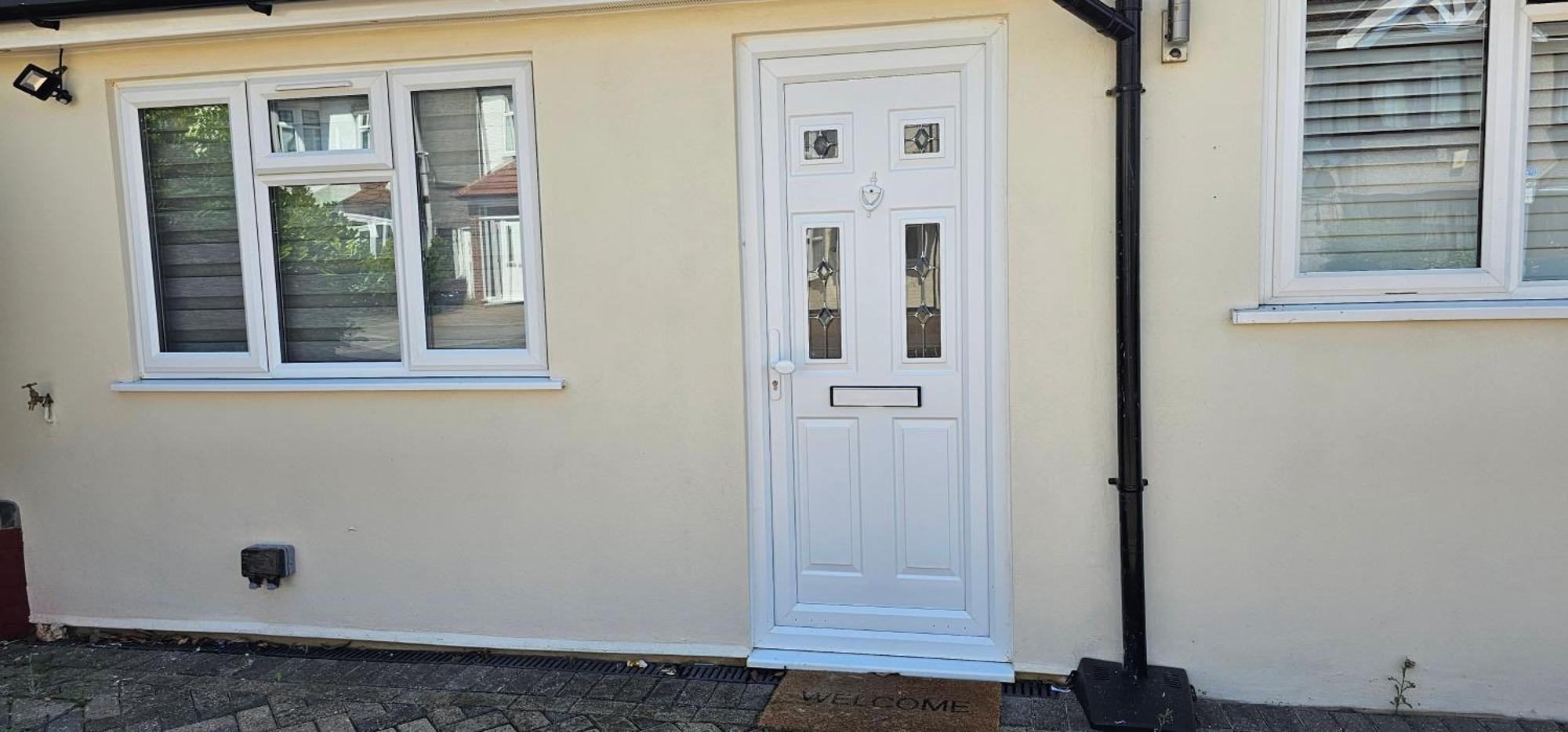 Cozy Studio Near To Tube Station Redbridge Екстериор снимка